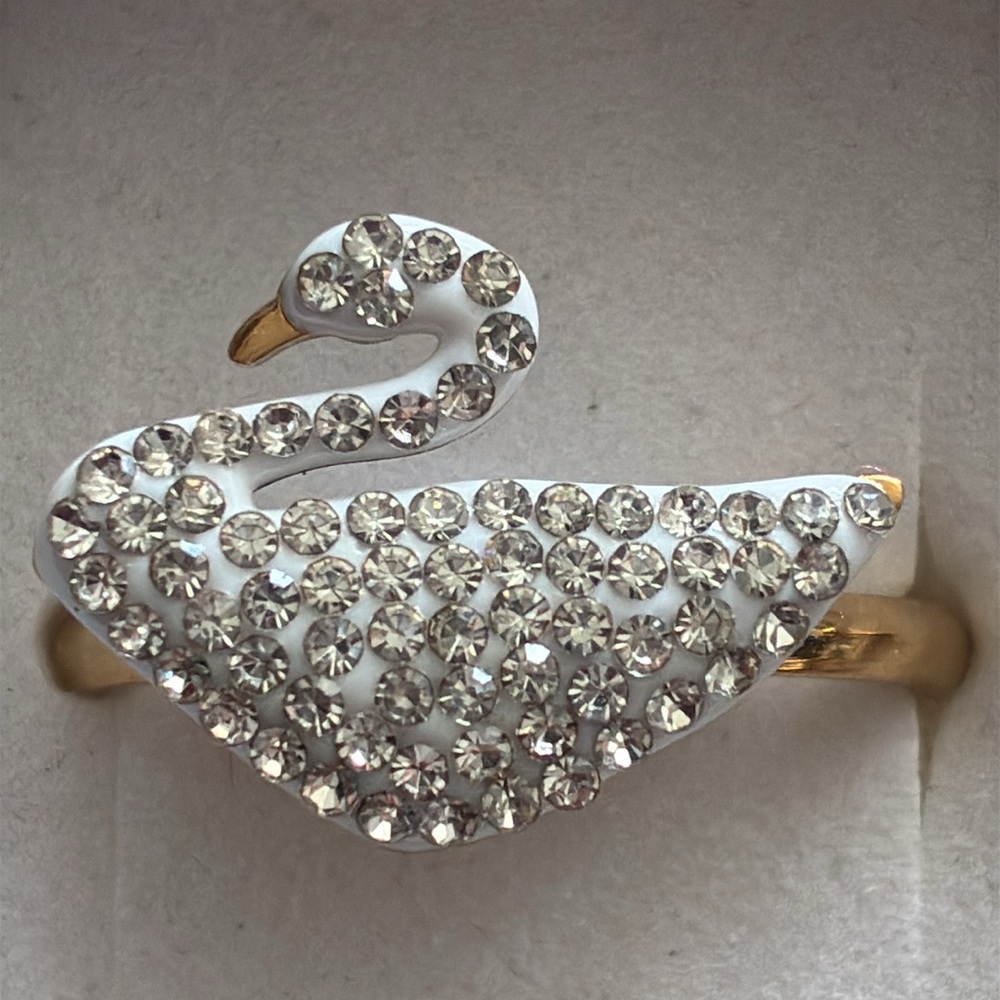 Swan Rhinestone Ring on Gold Tone Stainless Steel Band